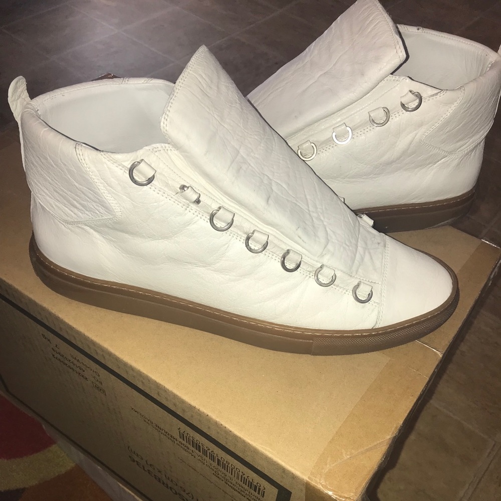 Balenciaga Arena(SOLD)